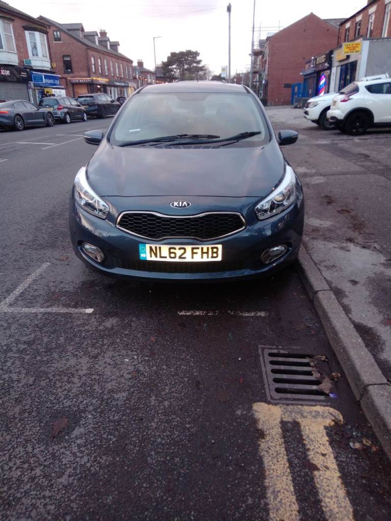 Kia, CEED, Hatchback, 2012, Manual, 1582 (cc), 5 doors