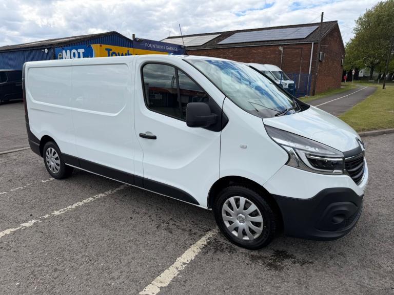 2019 Renault Trafic energy buisness 82k lwb l2 euro 6 finance available vivaro  PANEL VAN Diesel ...