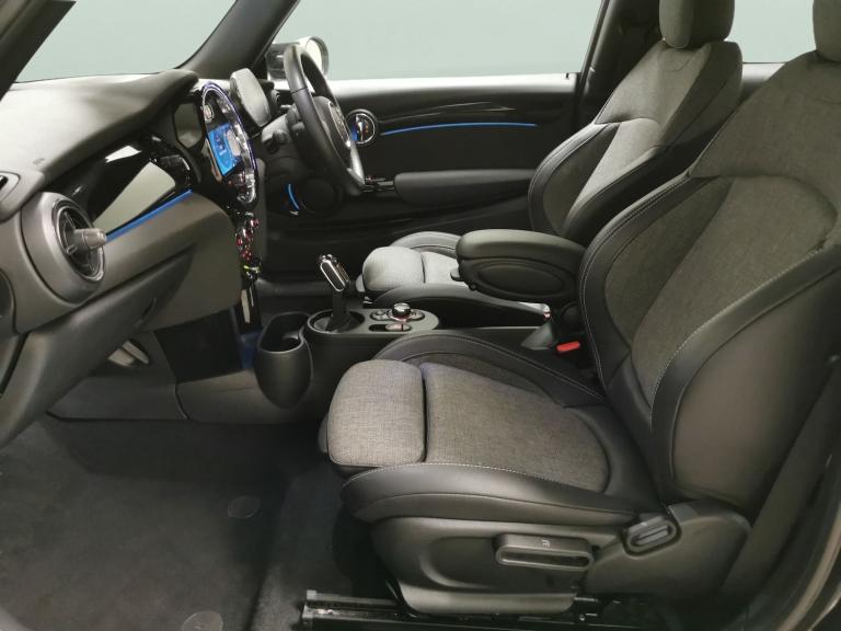 2022 MINI Hatch 135kW Cooper S Level 2 33kWh 3dr Auto HATCHBACK ELECTRIC Automatic