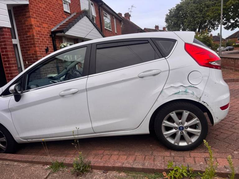Ford, FIESTA, Hatchback, 2011, Manual, 1242 (cc), 5 doors