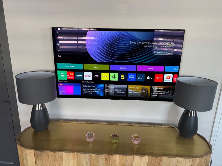 LG OLED48C26LB. 48inch TV