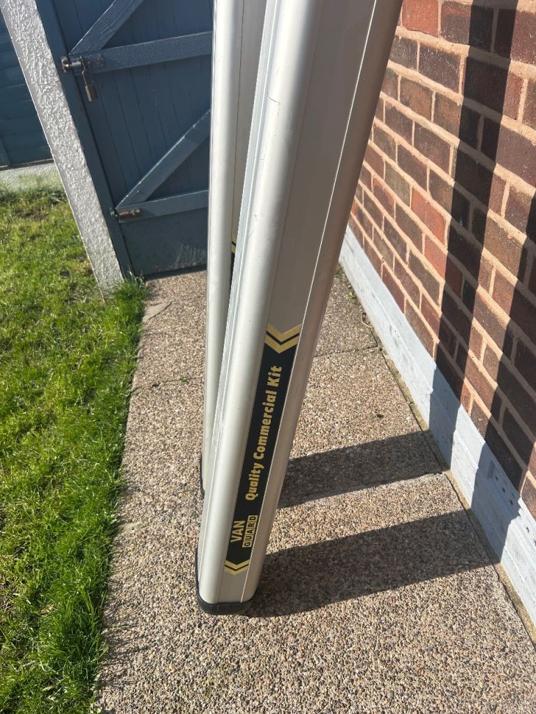 Van guard pipe carriers 