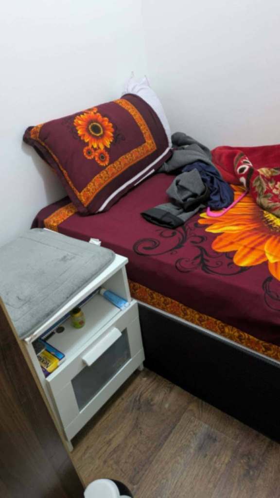 Single room for single person 