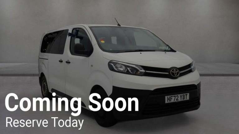  Toyota PROACE CITY Verso 1.5D 120 9 SEAT COMBI UK CAR Diesel Manual