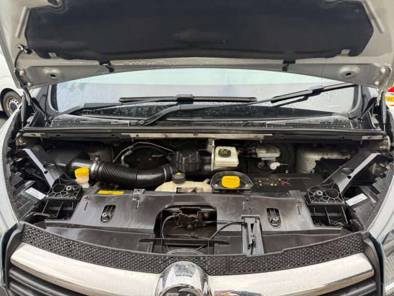 2016 Vauxhall Vivaro 2900 1.6CDTI 95PS ecoFLEX H1 Combi 9 Seat MPV Diesel Manual