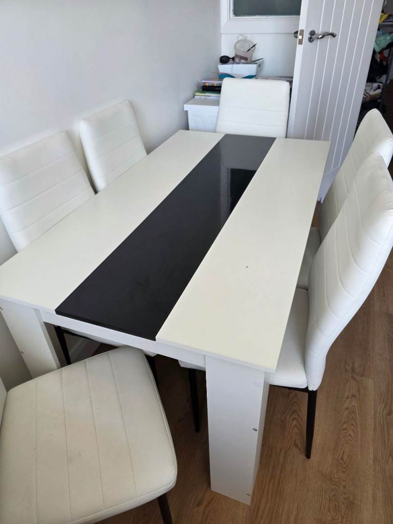 White Dining Table & 6 Chairs – Good Condition