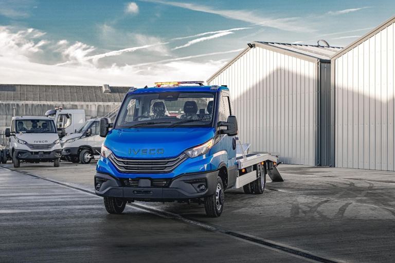 2024 IVECO DAILY 3.0 DIESEL 180BHP AUTO 5.2 TONNE RECOVERY/CAR DELIVERY TRUCK