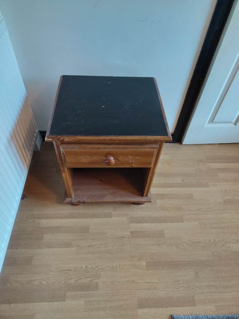 1 x Bedside Cabinet
