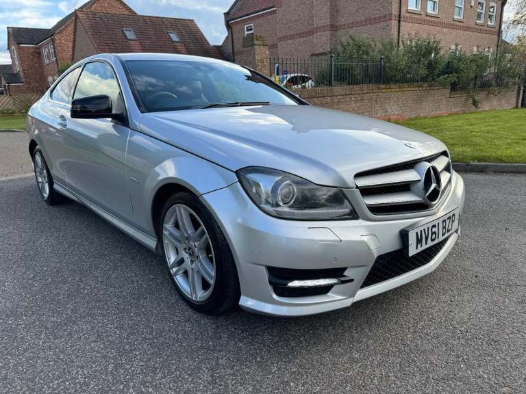 2011 (61) MERCEDES-BENZ C180 AMG SPORT AUTO PETROL LONG MOT JUST SERVICED LOVELY