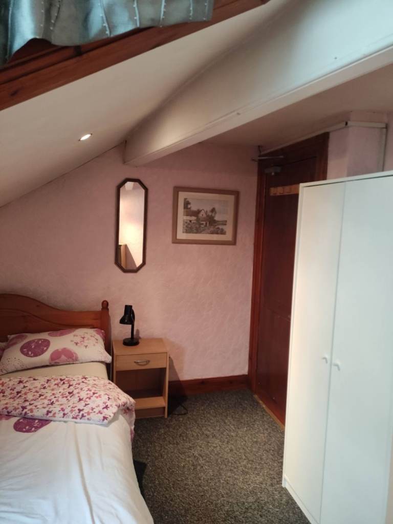 Room to let 