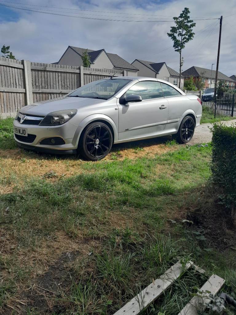 Vauxhall, ASTRA, Convertible, 2009, Manual, 1598 (cc), 3 doors