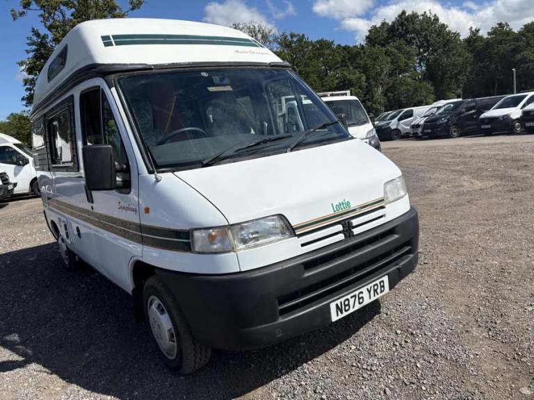 Peugeot Boxer Boxer 320 MWB (white) 1996
