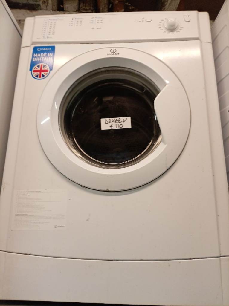 INDESIT VENTED DRYER IN EXCELLENT CONDITION