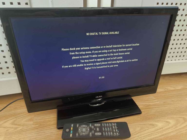 Bush TV 19" LED Freeview HDMI USB