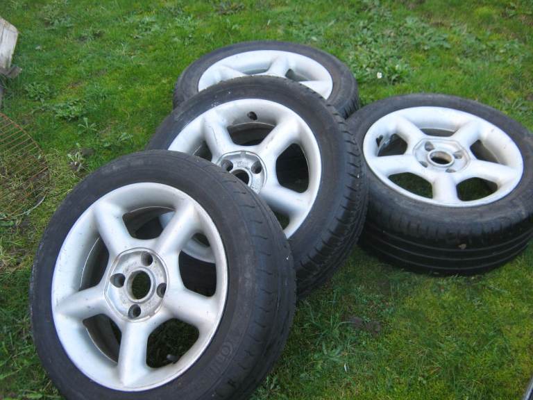 image for Ford Escort GTI alloys