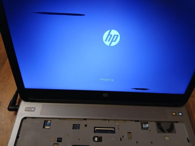 HP Laptop – Working, Read Description
