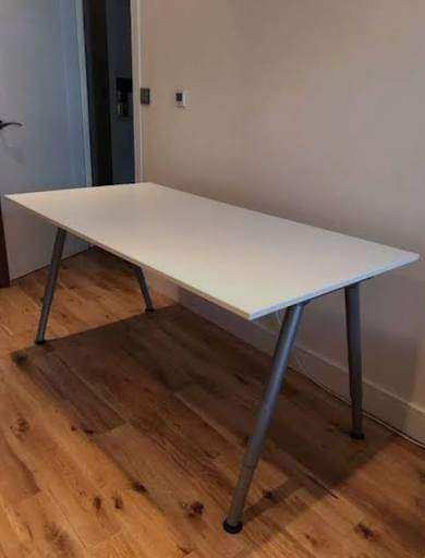 Table desk thyge from IKEA