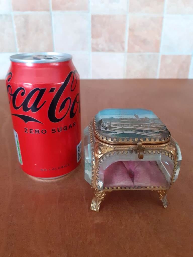 Antique jewellery box 