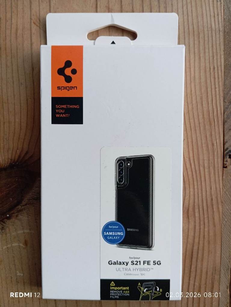 Samsung Galaxy S21 FE 5G Clear Standing Cover