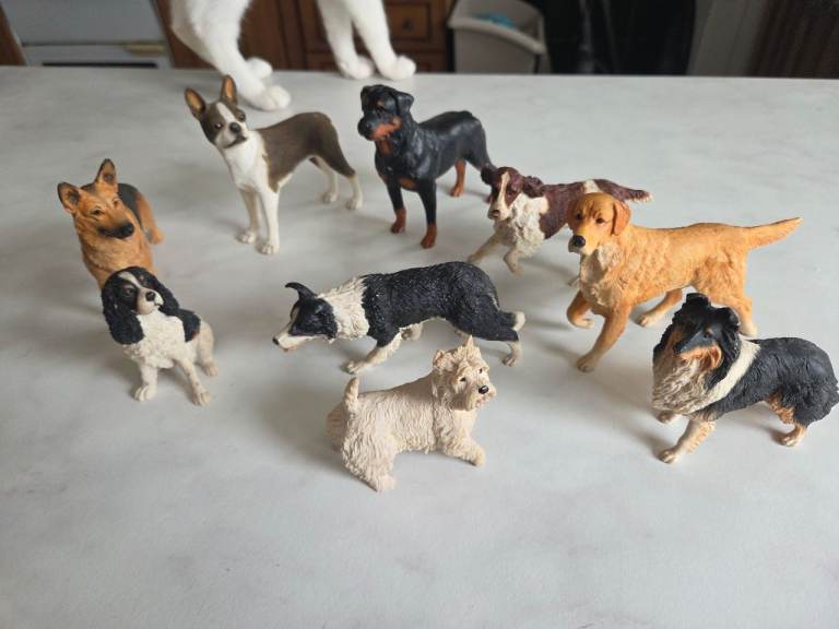 Dog ornaments 