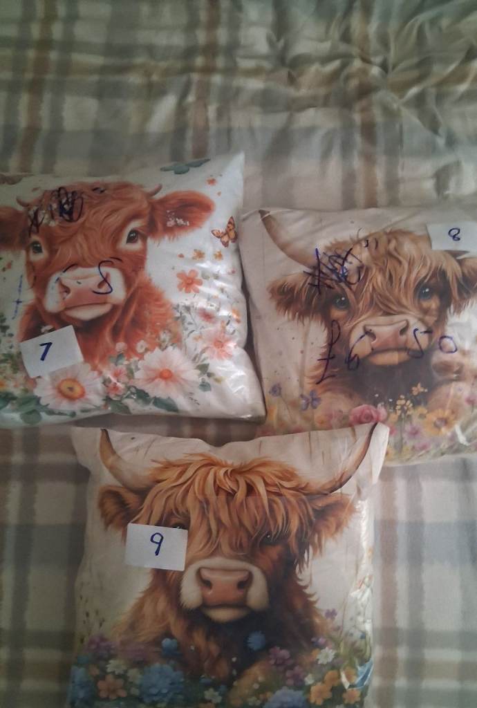 "NEW" 45X45CM HIGHLAND COW CUSHIONS WITH NEW INSERTS