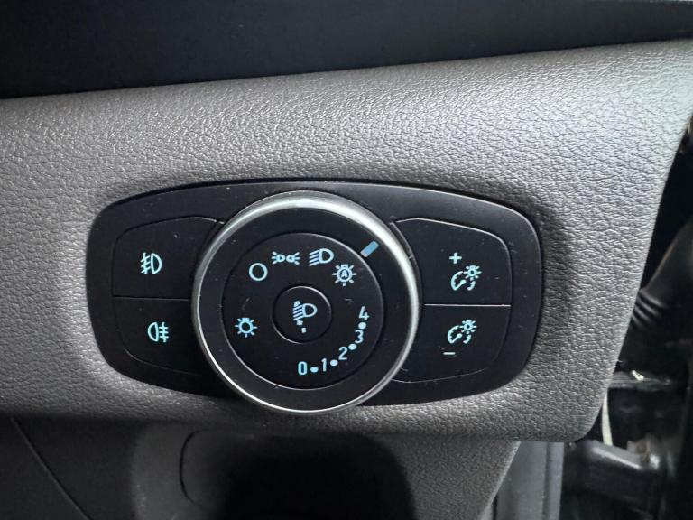 2019 Ford Transit Custom 2.0 EcoBlue 130ps Low Roof Limited Van Auto PANEL VAN DIESEL Automatic