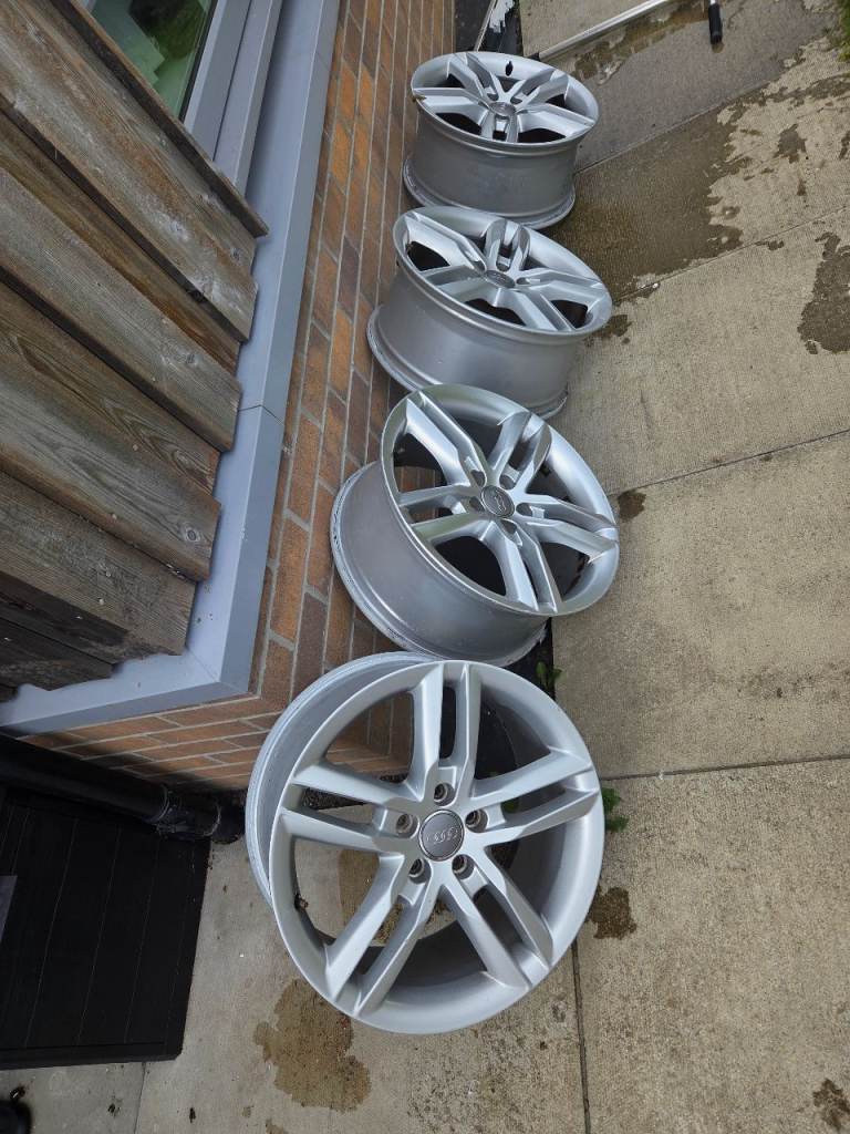 Genuine Audi A4 B8 18-inch Alloy Wheels – Set of 4