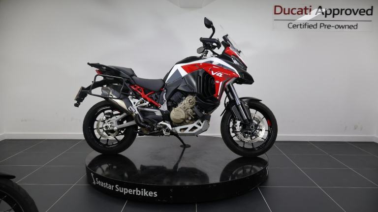 DUCATI MULTISTRADA V4 S - 12100 MILES - 2021