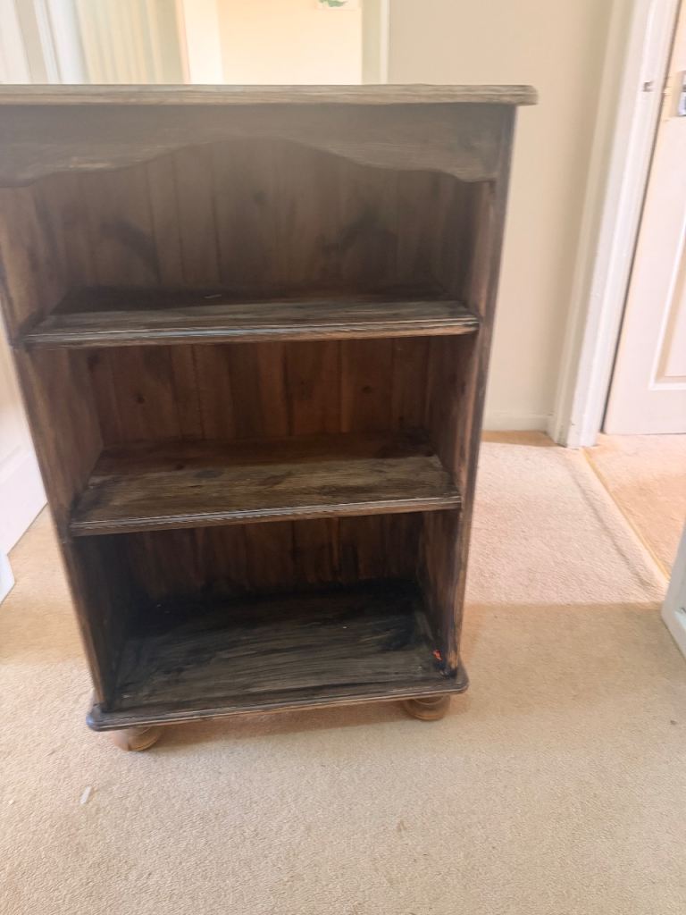 Book shelf/shoe rack