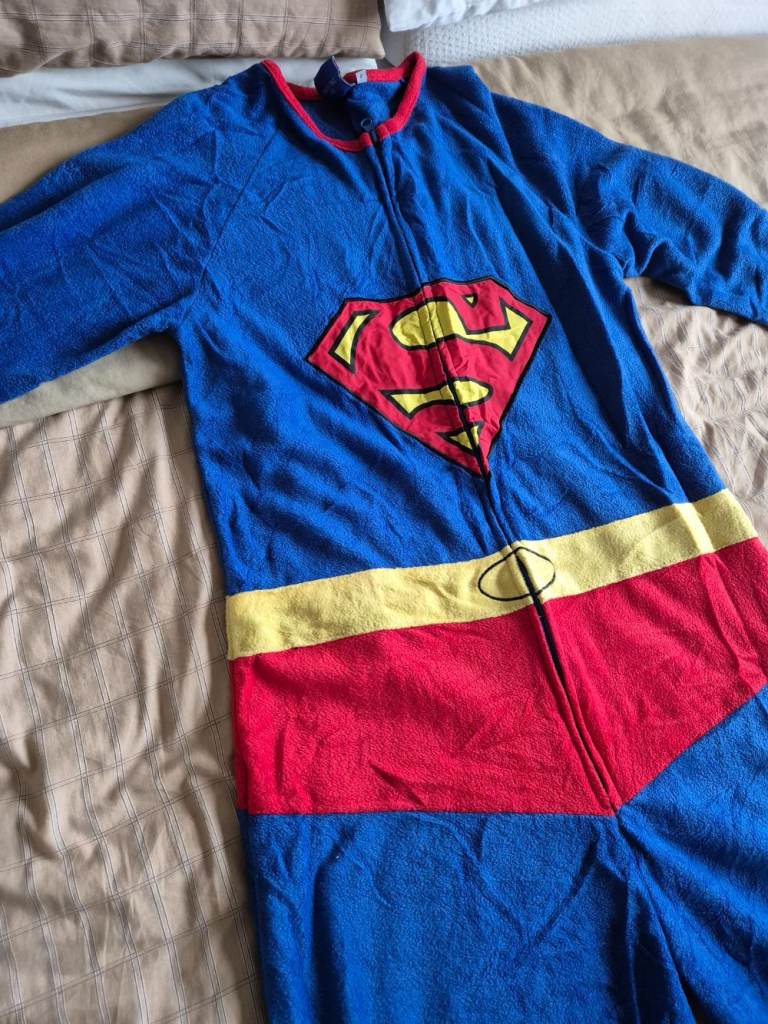 Superman Onesie Outfit in SMALL - or fancy dress - unused - brand new