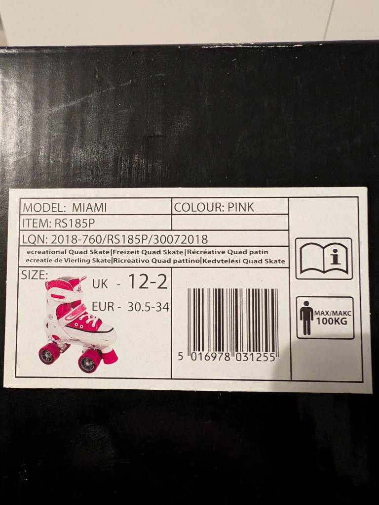 Adjustable quad rollerskates size 12-2