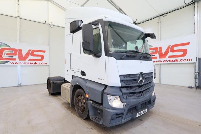2014 (64 PLATE) Mercedes Benz Actros 1840 4x2 Euro 6 Tractor Units