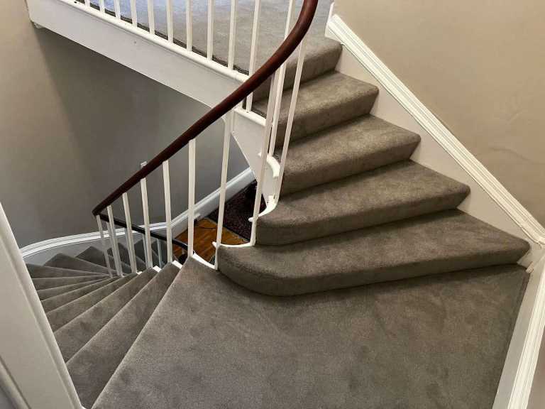 Professional Carpet & Laminate Floor Fitter - Install, Repair - Free Samples & Consultation! 🏠