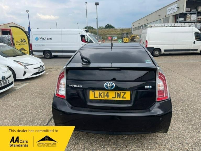 2014 Toyota Prius Hatchback Hybrid Electric Manual