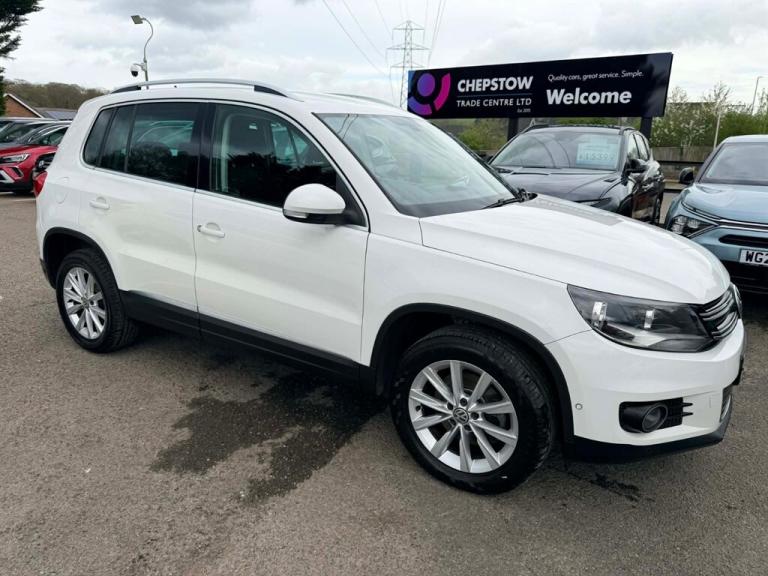 2013 Volkswagen Tiguan 2.0 TDI BlueMotion Tech SE SUV 5dr Diesel Manual 4WD Euro 5 (s/s) (140 ps)...