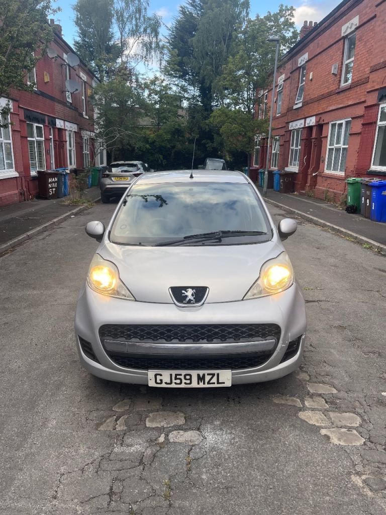 Peugeot, 107, Hatchback, 2009, Manual, 998 (cc), 5 doors