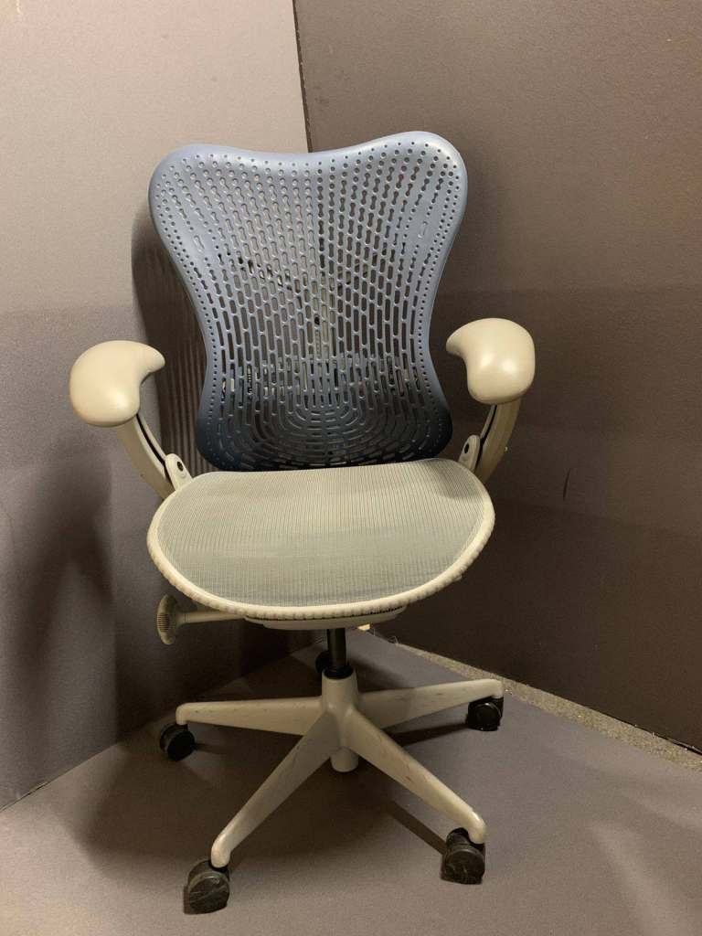 Herman miller mirra ergonomic office chair and gaming chair 