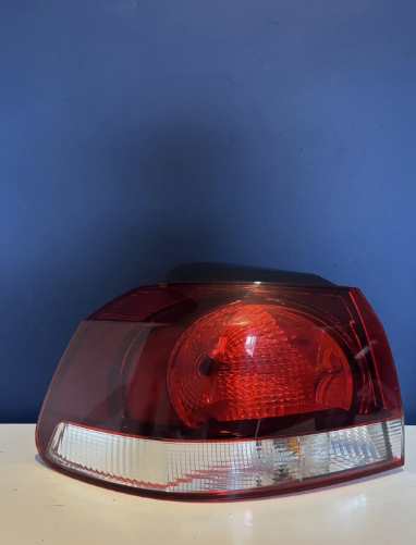 08-12 VW Golf Mk6 left Tail Light On Body Passenger Side 5K0945257 BAG-2 #106