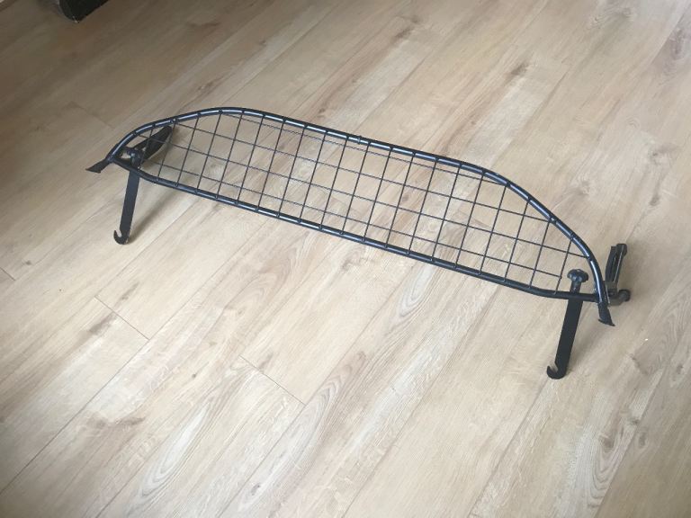 Audi A3 Sportback (2004-2012) dog guard.