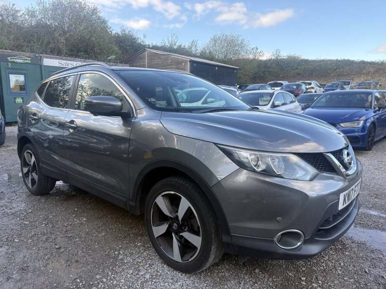 2017 Nissan Qashqai 1.6 dCi N-Connecta 5dr HATCHBACK DIESEL Manual
