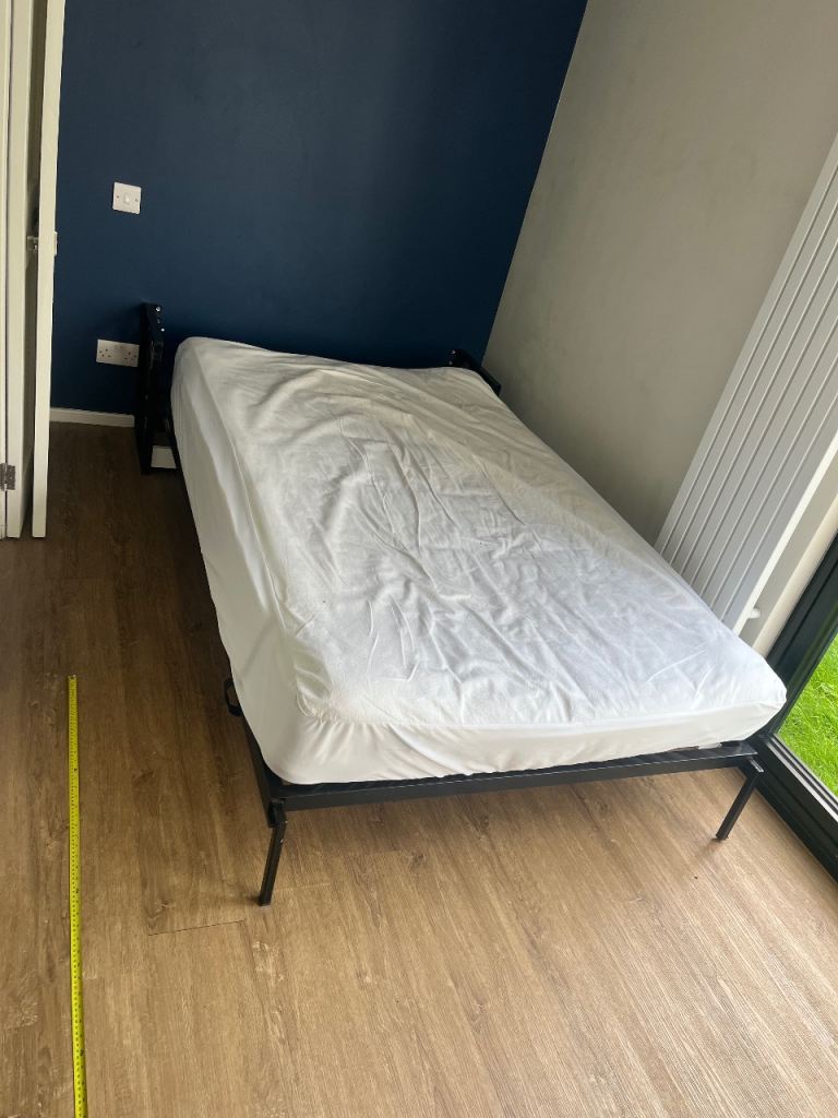 Small double wall bed by bedkkng 