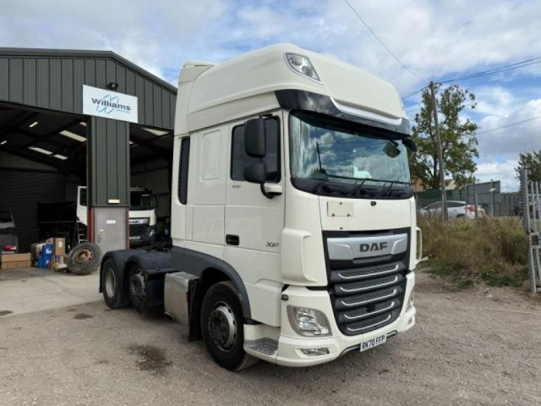 DAF XF 530 6x2 MID LIFT SLEEPER CAB TRACTOR UNIT
