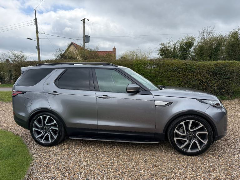 Land Rover Discovery Commercial 