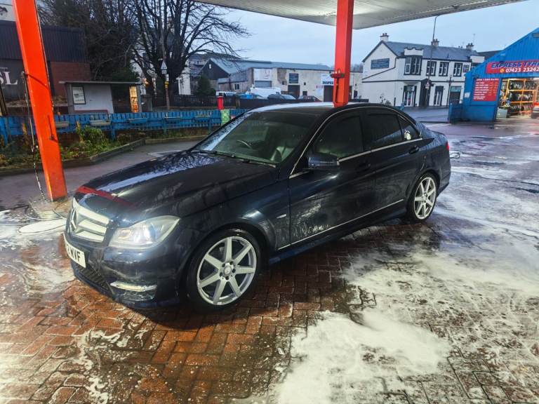 **SWAPS** Mercedes-Benz, C CLASS, Saloon, 2012, Semi-Auto, may swap for bigger car