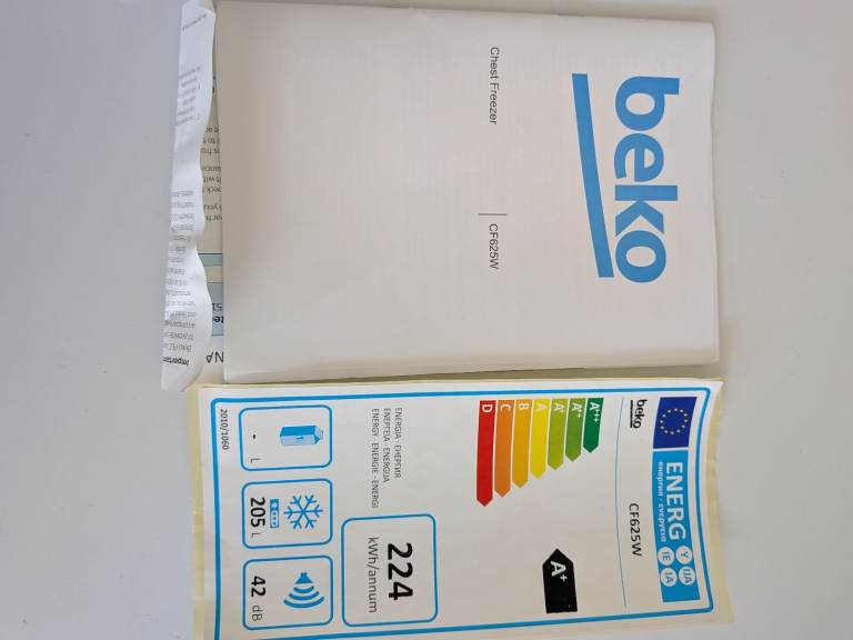 Beko chest freezer CF625W 205 liter