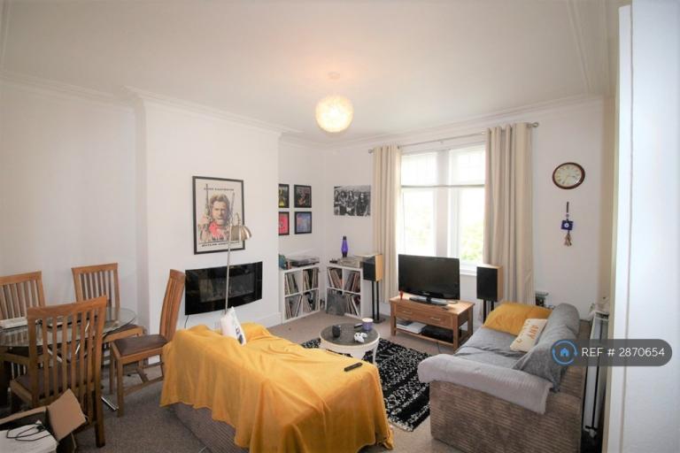 1 bedroom flat in Claremont Villas, Leeds, LS2 (1 bed) (#2870654)