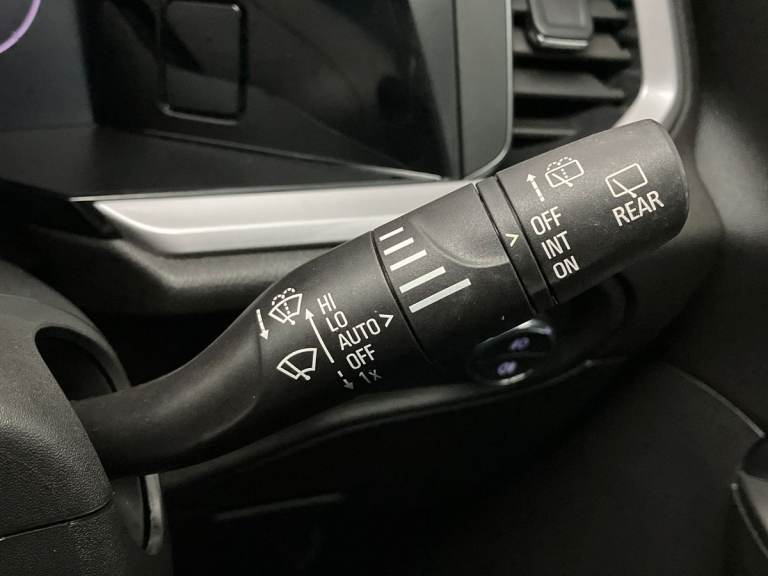 2022 Vauxhall Grandland 1.2 Turbo Ultimate 5dr Hatchback PETROL Manual