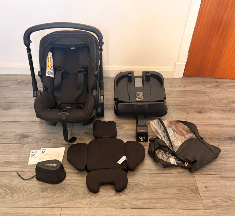 Doona X Stroller with Isofix Base & Accessories 