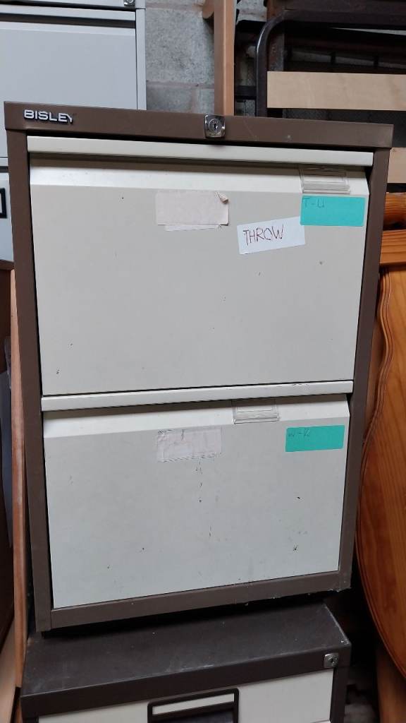 Metal filing cabinet 