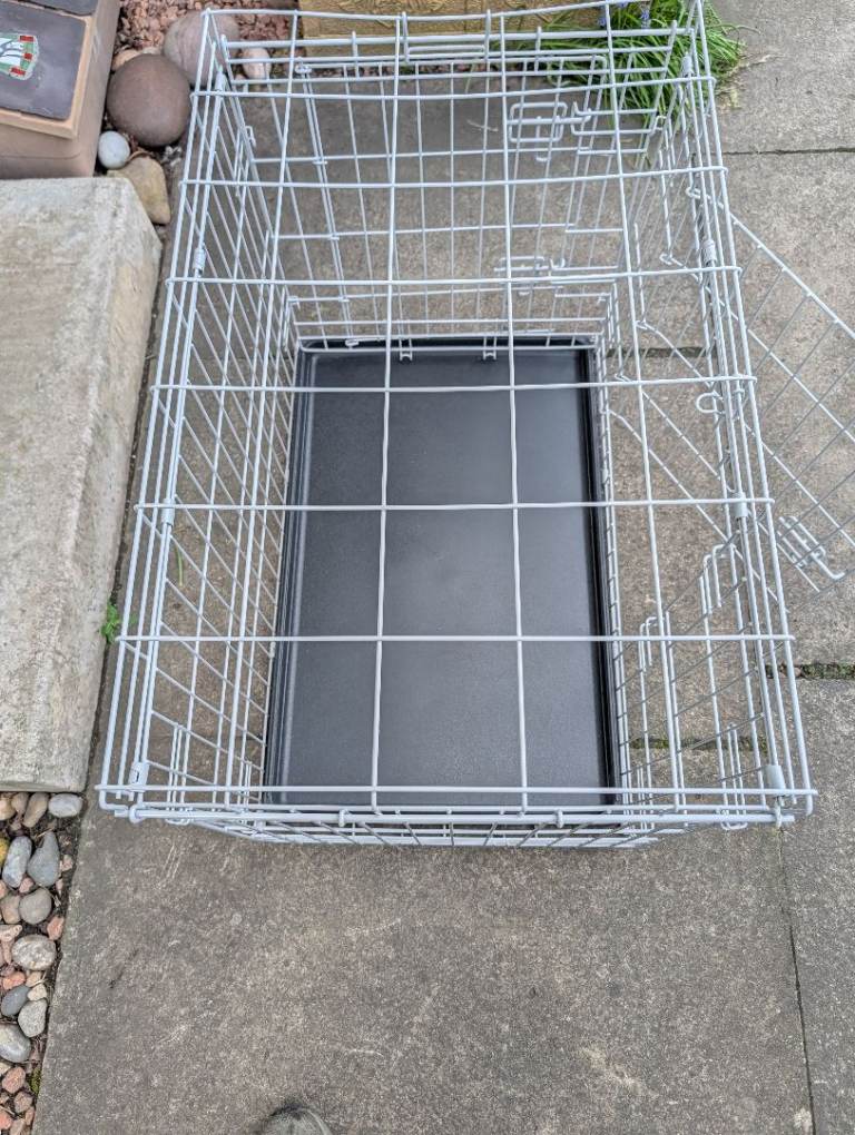 Puppy Dog Crate Medium Sized